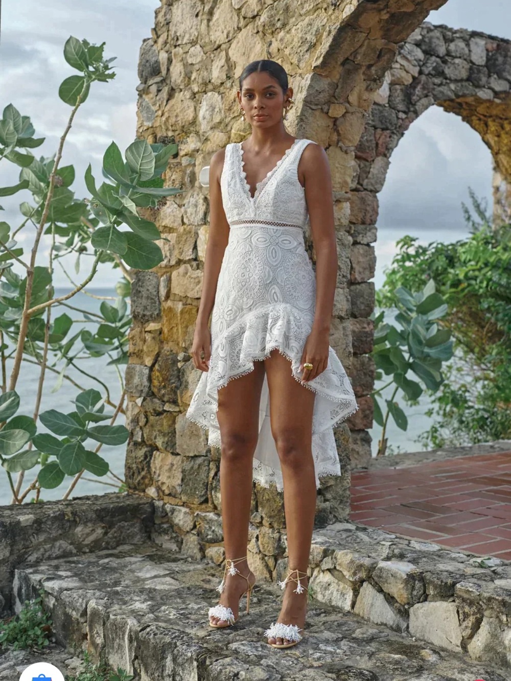 NWT Waimari Bosque White Lace High-Low V-Neck Dress Size M